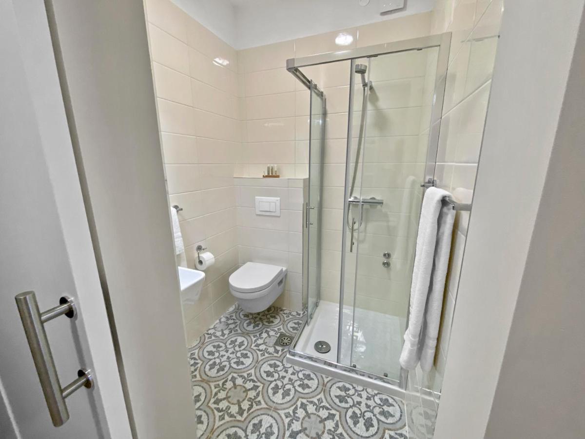 Toscanina Garni Hotel دوبروفو المظهر الخارجي الصورة